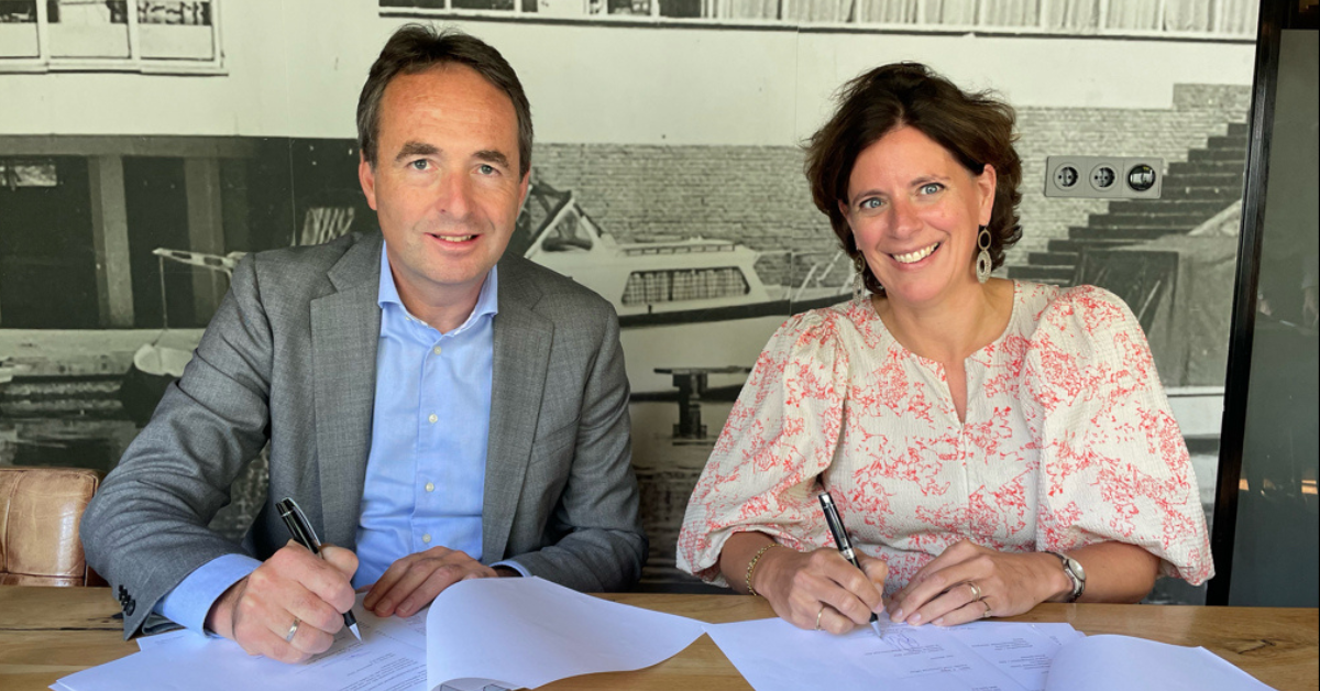 Peter Nijsse (BNG) en Roelien Ritsema van Eck (De Alliantie)