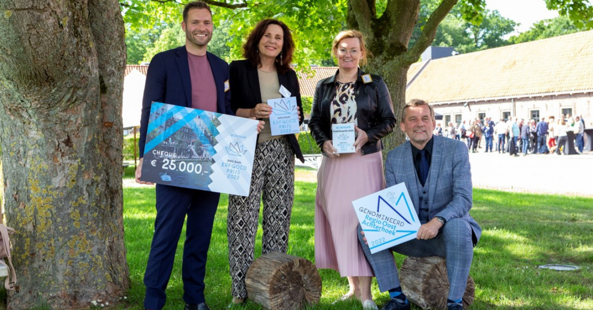 Vier genomineerden voor de Erfgoedprijs 2022, twee vrouwen en twee mannen.