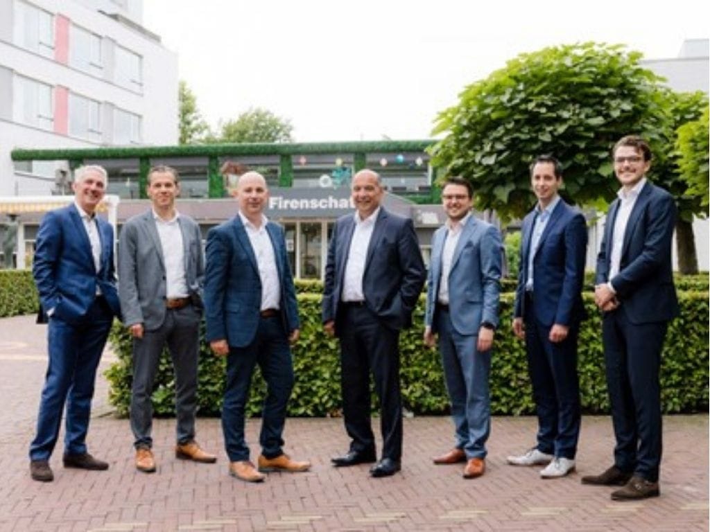 From left to right: Rick Raaijmakers (BNG) Dennis Welters Chief Financial Officer (MeanderGroep), Michael Ehlen Member of the Executive Board (MeanderGroep), Fred Reynaers (BNG), Jannick Offermanns (EY Montesquieu), Sander Vrusch, Group Financial Controller (MeanderGroep), Toine Graven (EY Montesquieu).